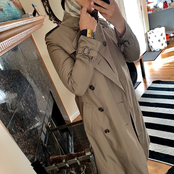 (New) Burberry Midi Trench Coat - Picture 5 of 8